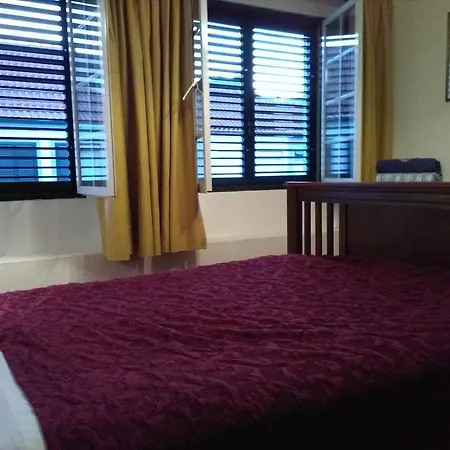 Louis Terrace House *